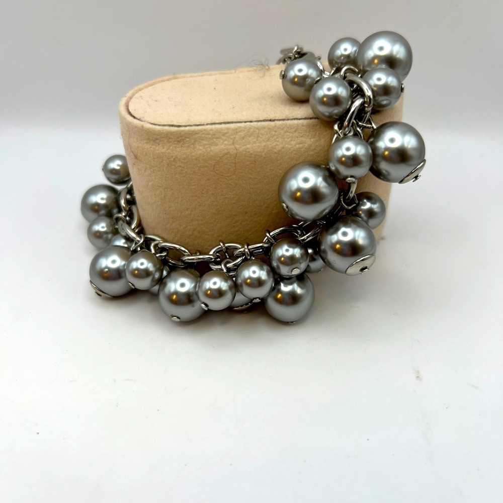 Ann Taylor multiple bead bangle bracelet Silver tone